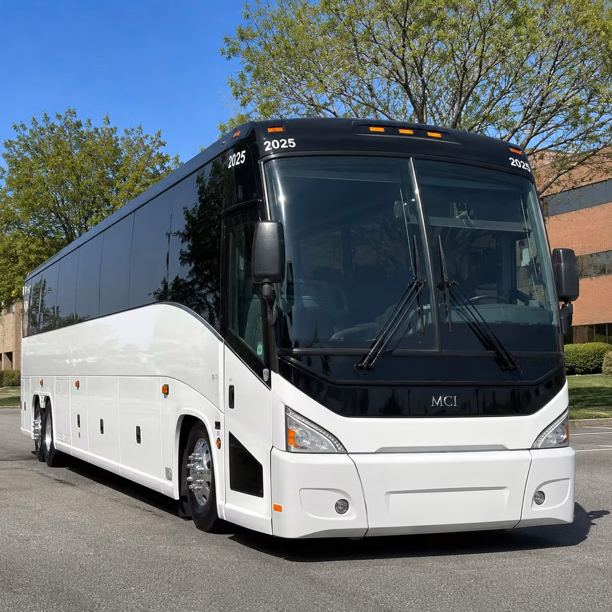 concert bus rentals to the chico events center and beyond