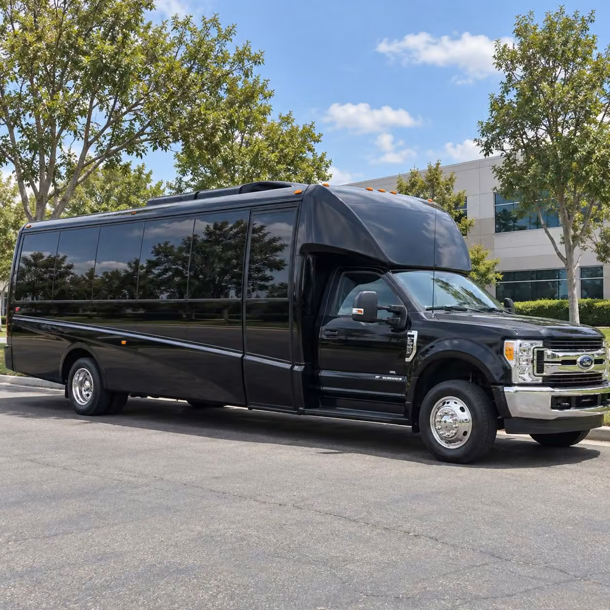 minibus rentals in chico keep smaller prom groups together without overpaying